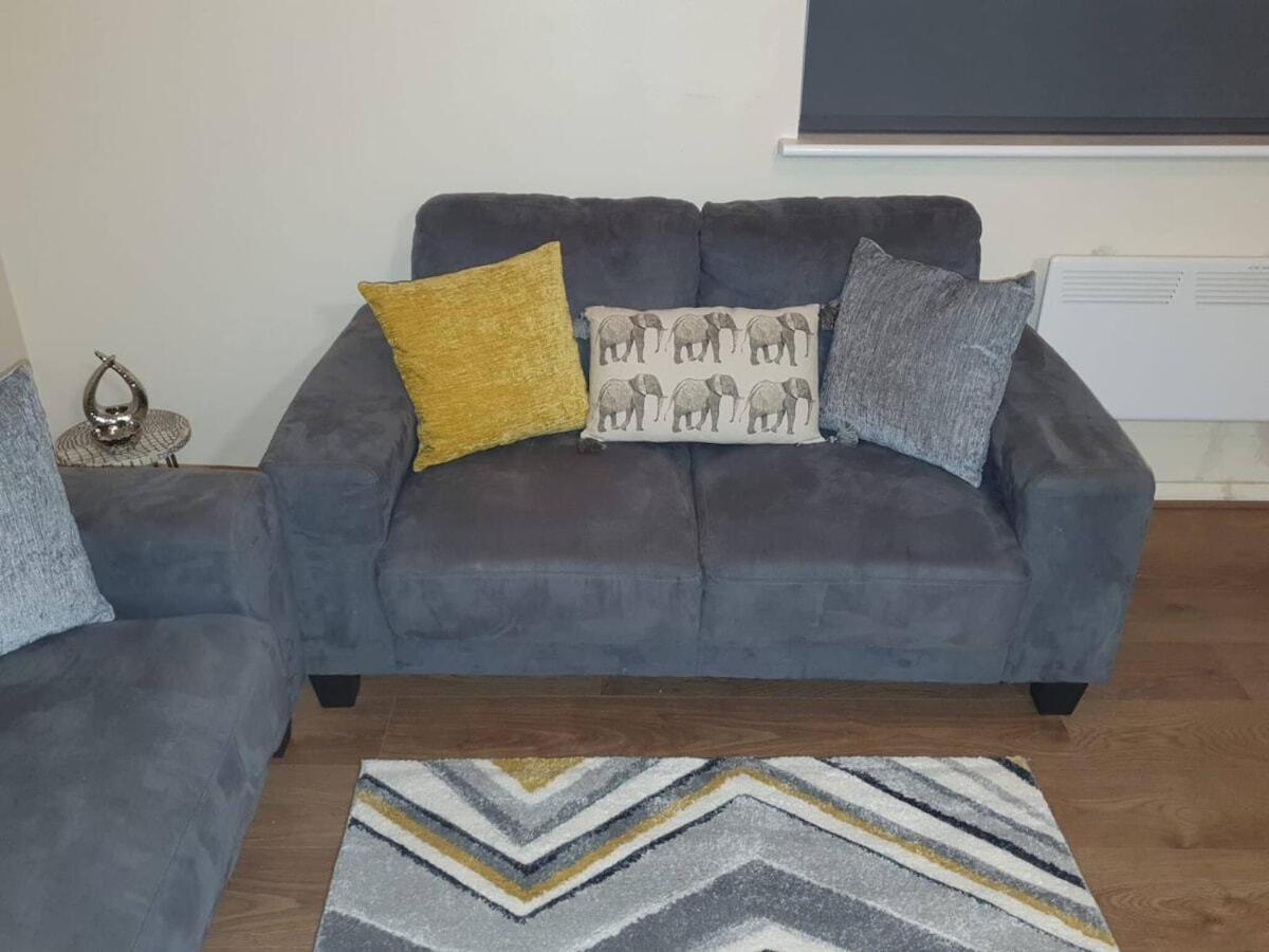 Sav Apartments Watford วัตฟอร์ด ห้อง รูปภาพ